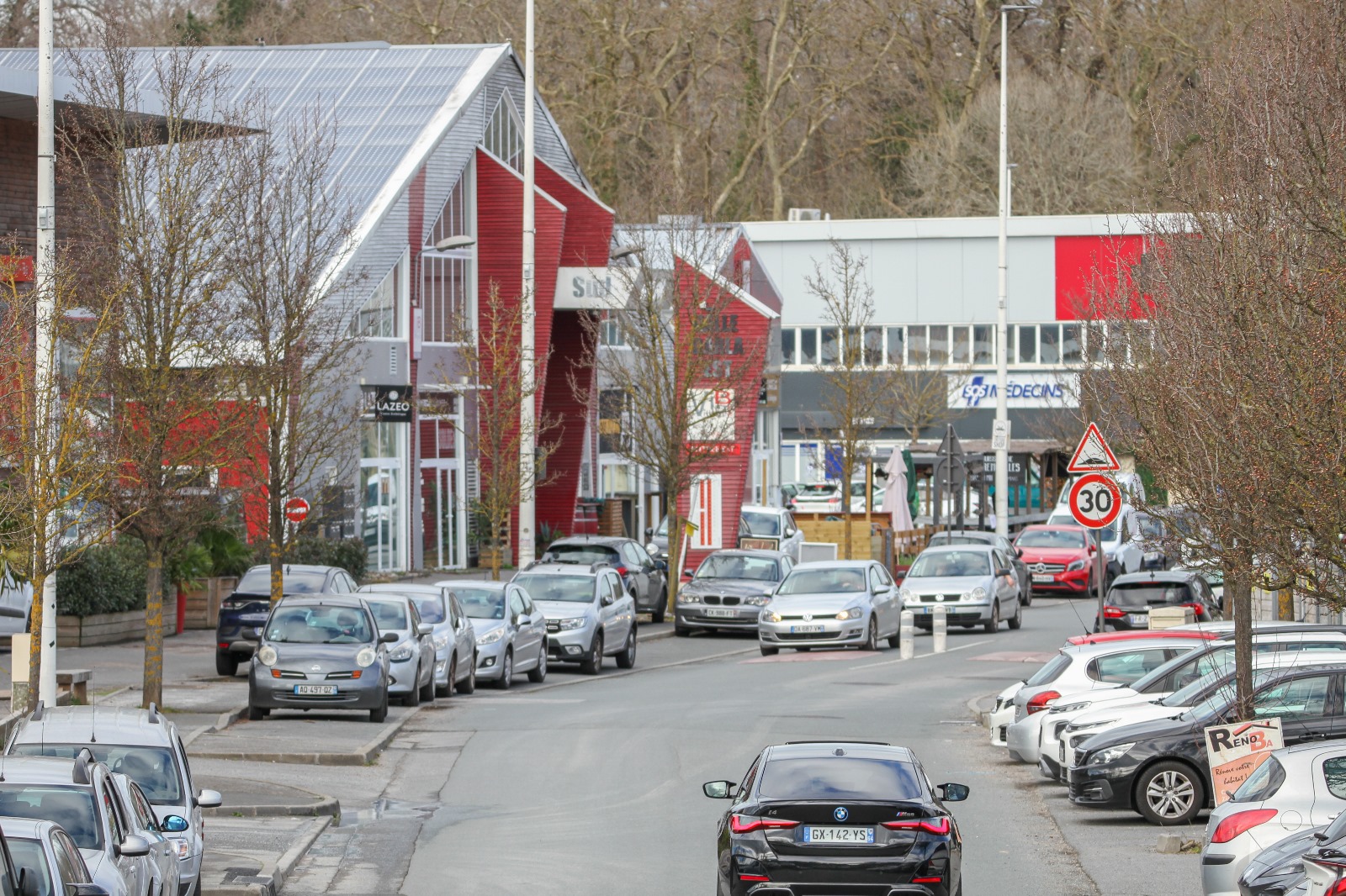 Pourquoi de plus en plus de professionnels s'installent en zone d'activités